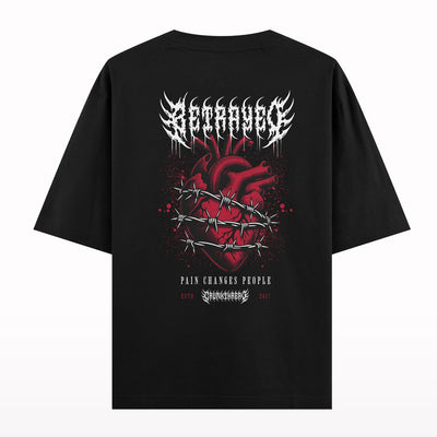 Betrayed Oversized T-shirt - Crunk Thread