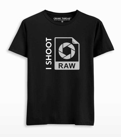 I Shoot Raw Photographer T-shirt - Crunk Thread